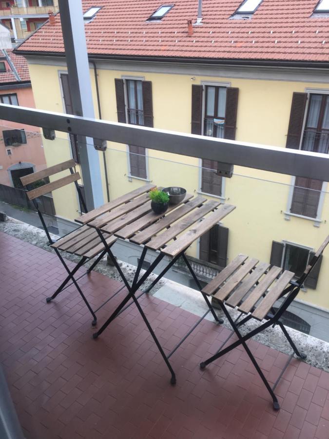 Morivione Apartment - Bocconi Free Parking Milan Exterior photo