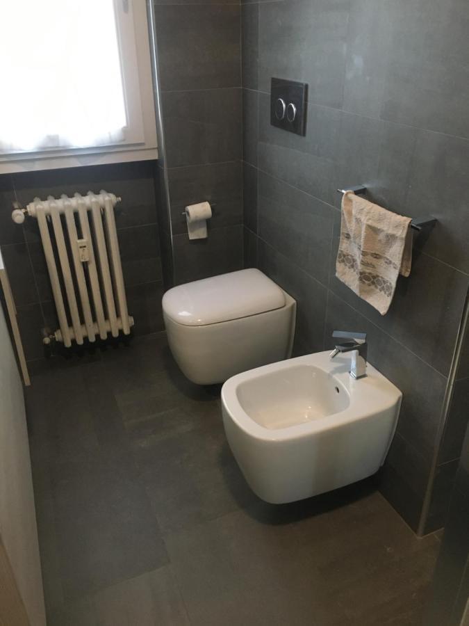 Morivione Apartment - Bocconi Free Parking Milan Exterior photo